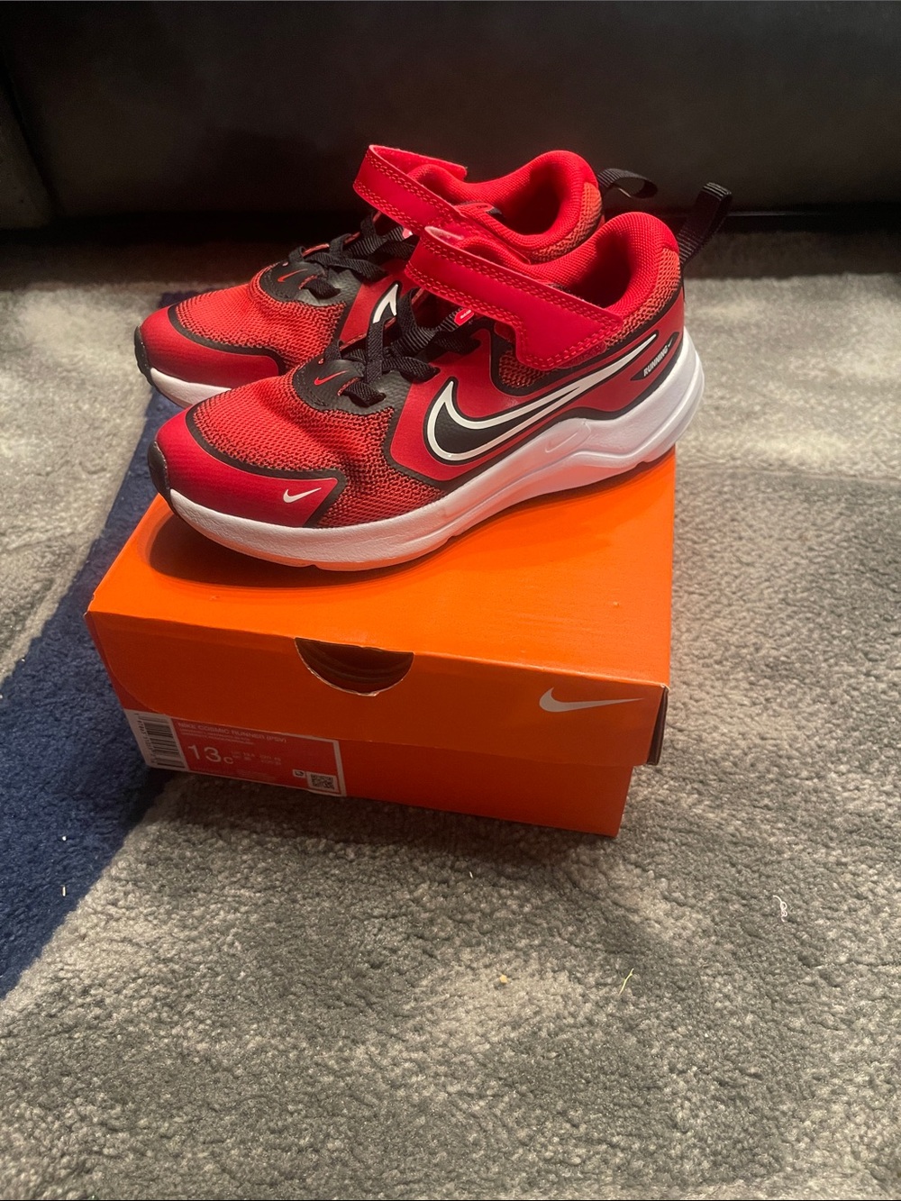 Nike Kids Red and Black Hook-and-Loop Athletic Sneakers